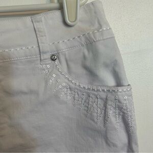 Lafei Nier Women’s White Mini Skirt Sequins Rhinestones Crown Accents Size 3